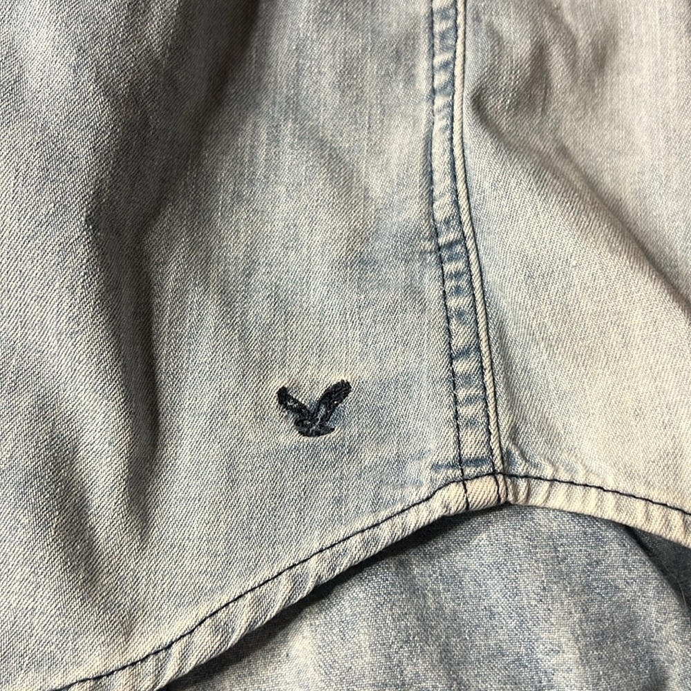 American Eagle Denim Shirt Retro Vintage Look Pearl Buttons Western Women's M - Picture 6 of 9